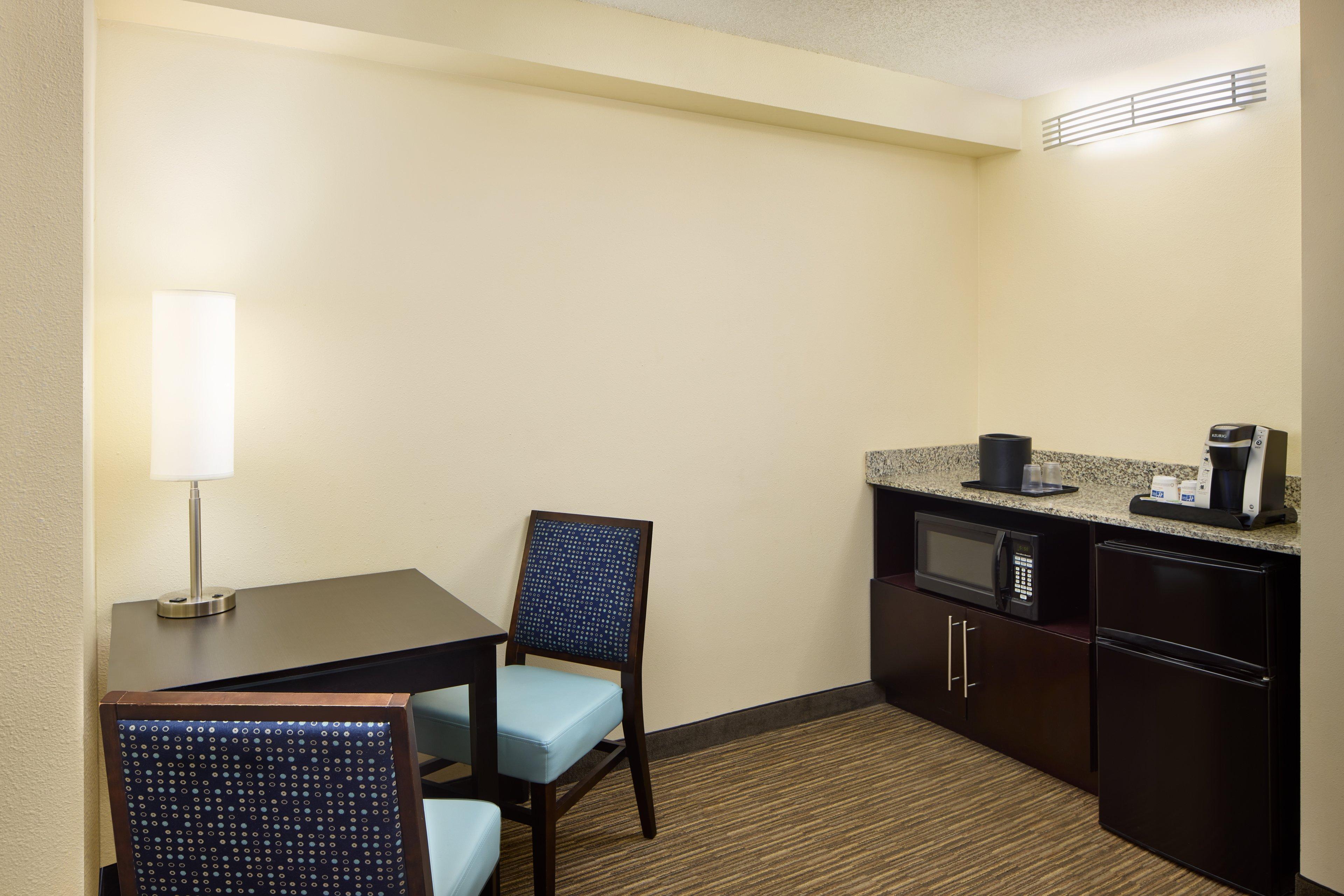 Holiday Inn Express & Suites Alpharetta By Ihg Ngoại thất bức ảnh