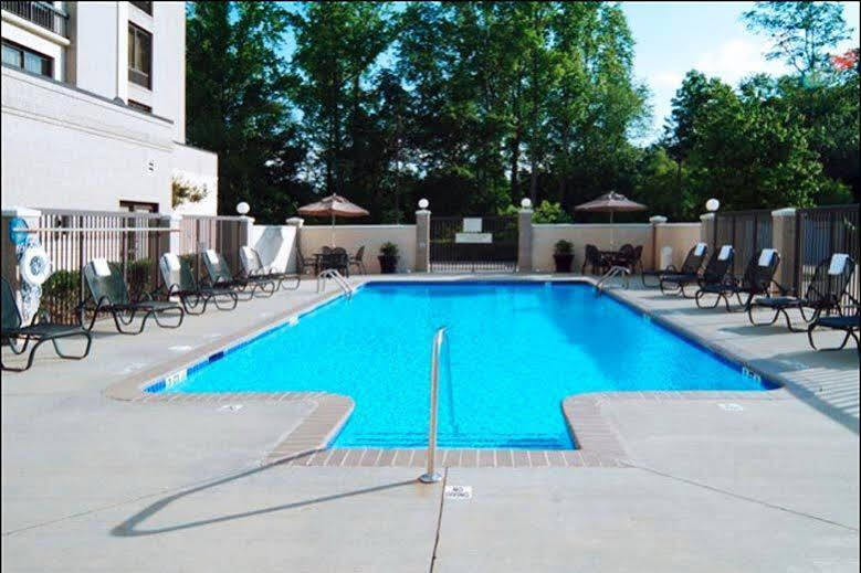 Holiday Inn Express & Suites Alpharetta By Ihg Ngoại thất bức ảnh